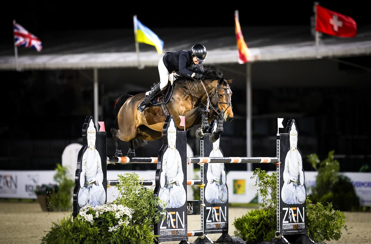 McKayla Langmeier & Jiselle NS won the $30,000 Zen Elite Equestrian Center Grand Prix during ESP Holiday II at Wellington International. Photo © Cassidy Klein