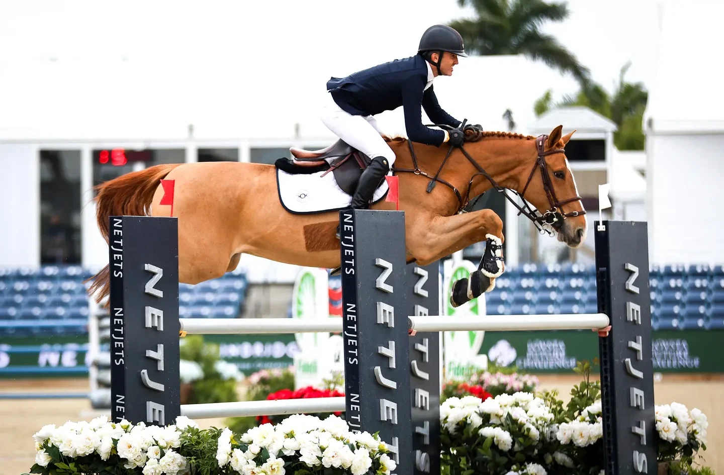 Conor O'Regan & Manchester. Photo © Sportfot