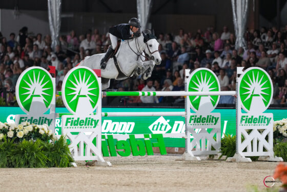 Kent Farrington & Greya jumping a fidelity investment jump