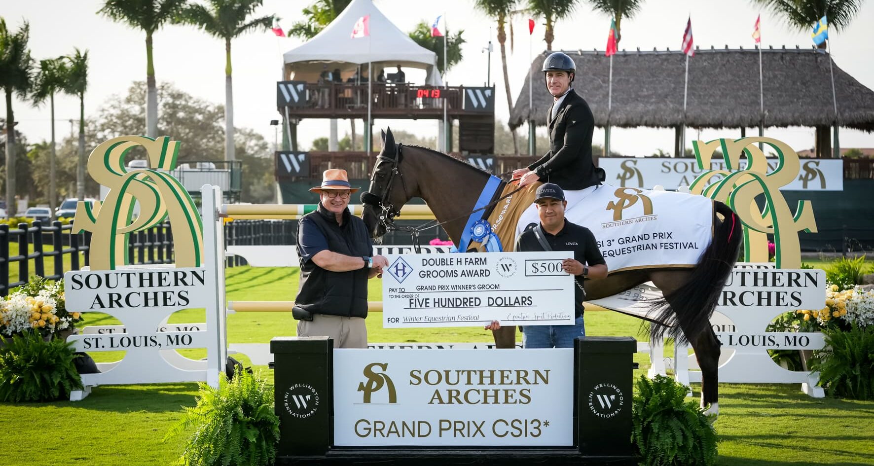 Peter Lutz & Katriona ©Sportfot