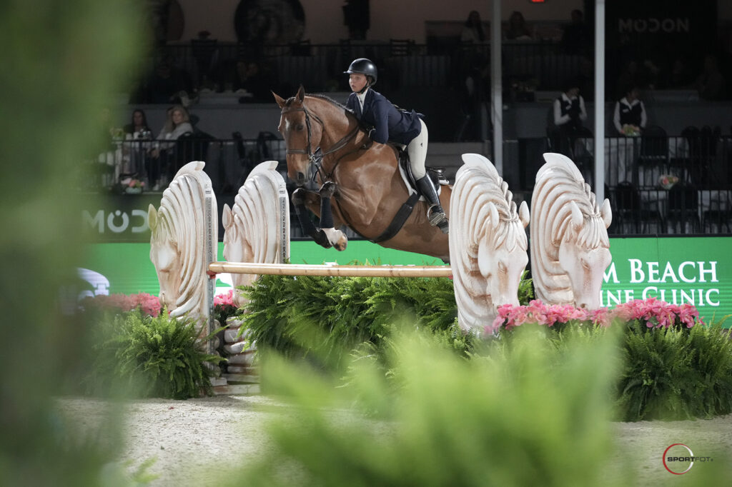 wef equitation championship; 75, SEVEN MILES, COLLIN SWEETNAM, MICHAEL HUGHES, FAITH SCHUTTEMEYER, OLIVIA SWEETNAM; Sportfot